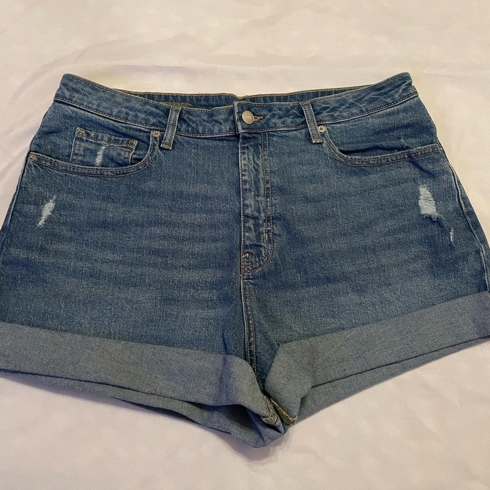 Wild‎ Fable Blue Jean Shorts with Distressed Details and Rolled Cuffs, Size 12